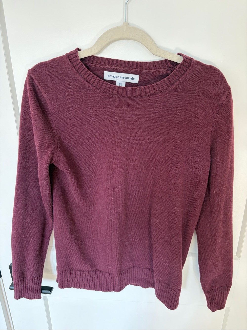 Amazon Essentials Women's 100% CottonCrewneck Sweater in Burgundy Purple